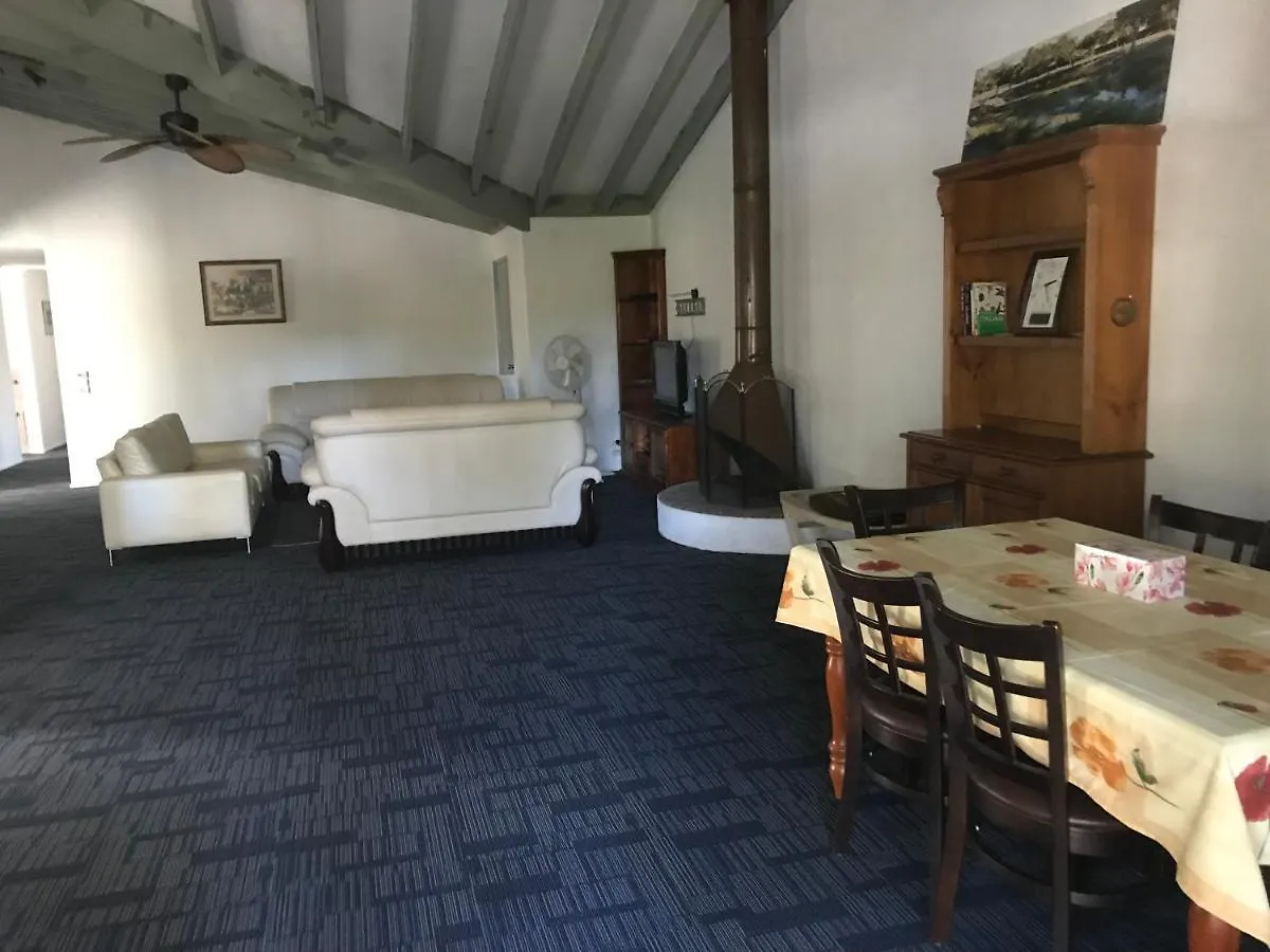 בית אירוח גולד קוסט Convenience House In Nerang With Private Room אוסטרליה